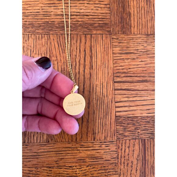 Mantra Jewelry Find Your True North compass necklace - Picture 6 of 7